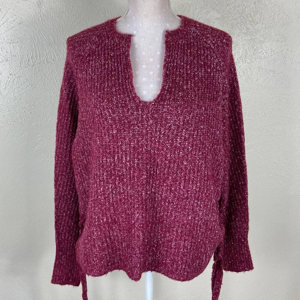 John + Jenn Marled Chunky Knit Sweater Size M Cranberry Burgundy Lace Up Sides - Picture 2 of 9
